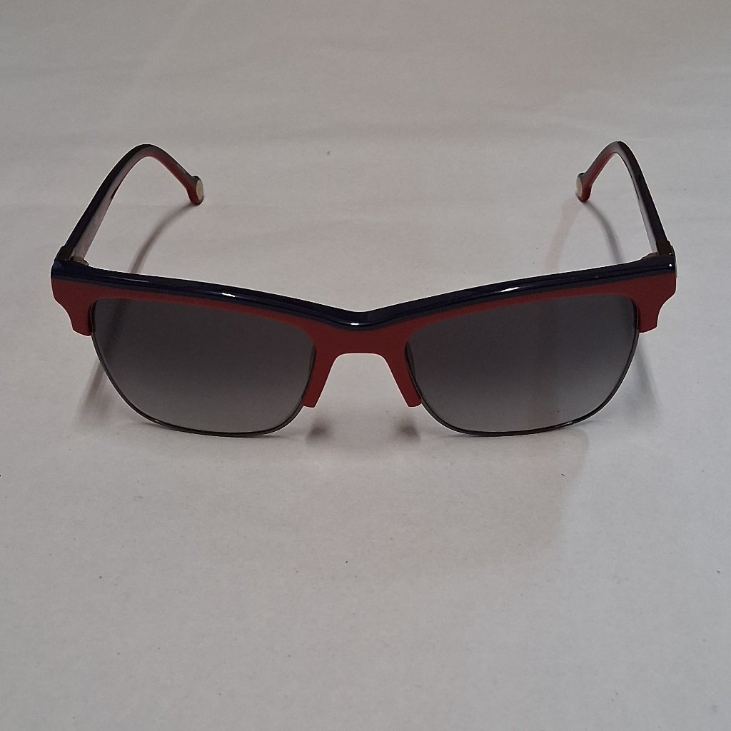 Carolina Herrera She655 06lt Womens Sunglasses Brand New Carolina Herrera She655 06lt Womens Sunglasses Brand New